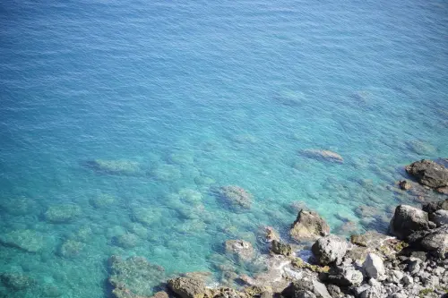 Perché il mare è salato: spiegazione completa