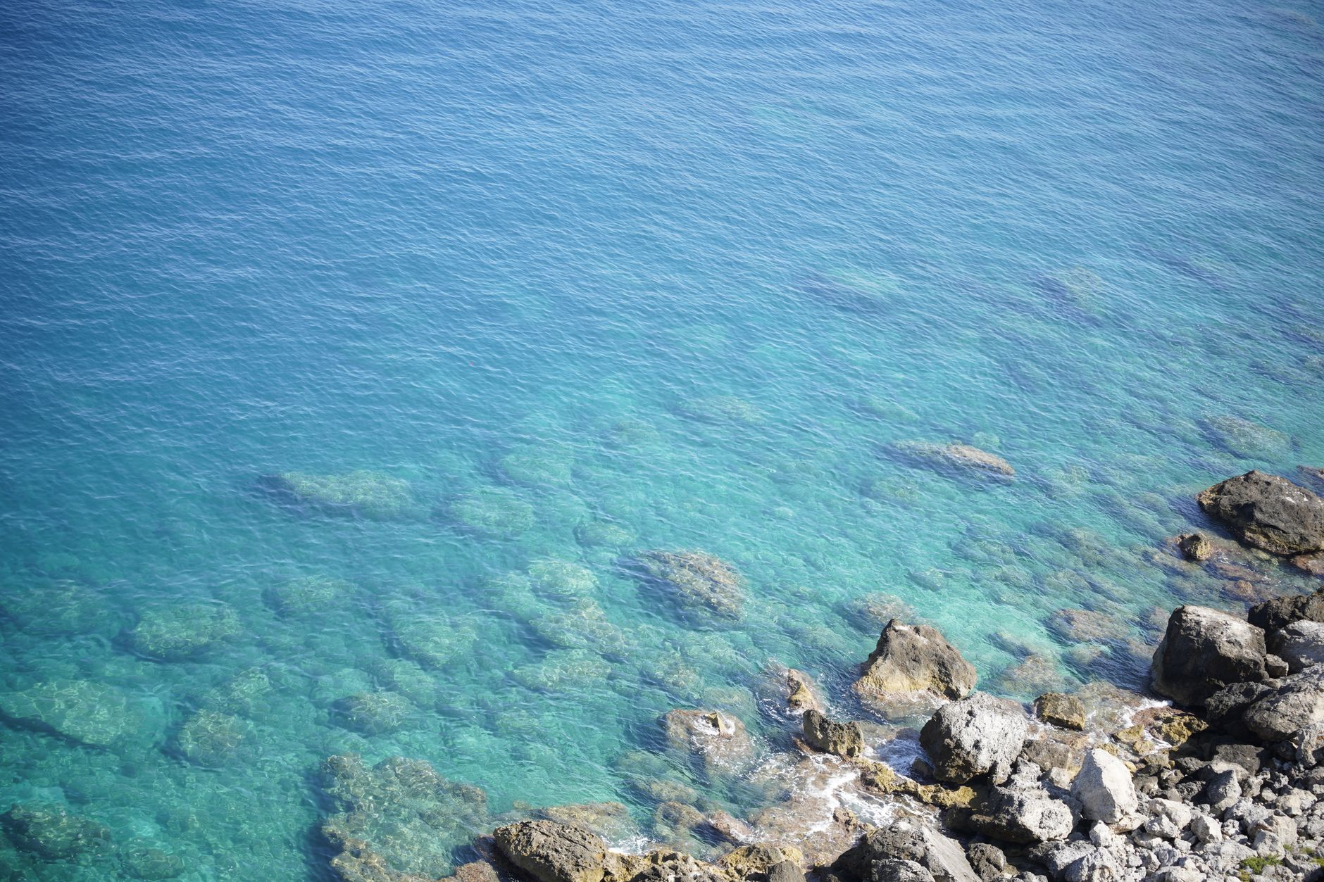 Perché il mare è salato: spiegazione completa